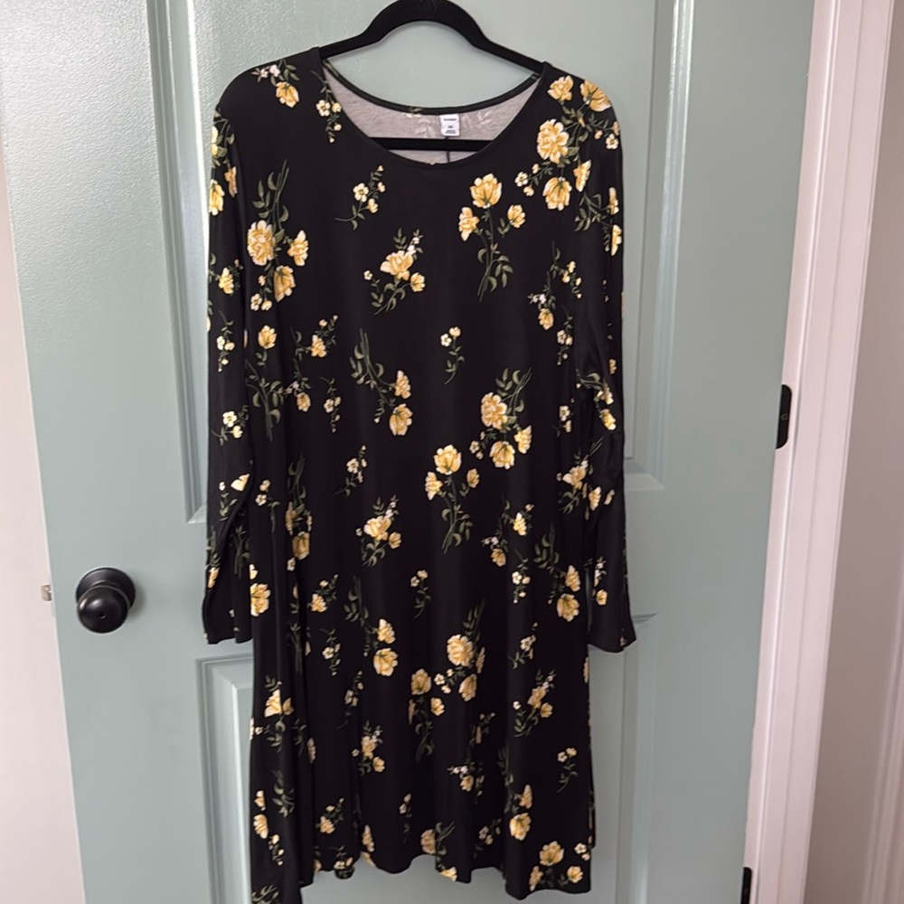Long sleeve dress